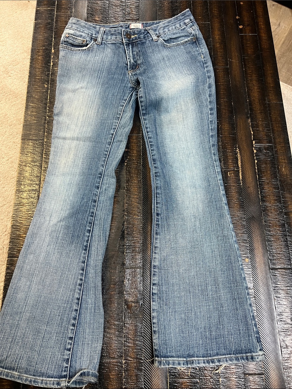 TILT Women’s Light Blue Flare Jeans - Faded Stretch Denim